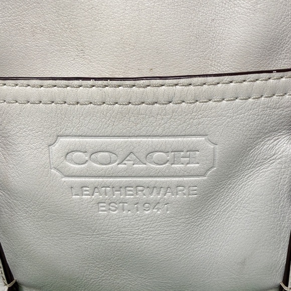 Coach F12343 Ivory and Gold Leather Bag - Picture 2 of 16